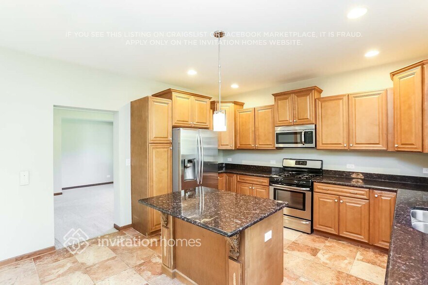 Building Photo - 34W532 Colley Dr