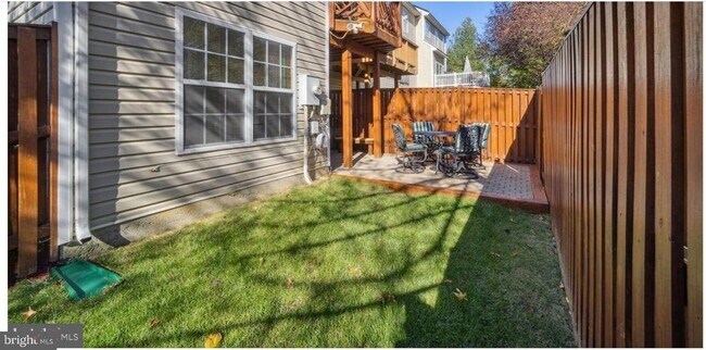 Building Photo - 1116 Ring Bill Loop