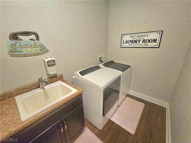 Building Photo - 1919 SW 26th Terrace