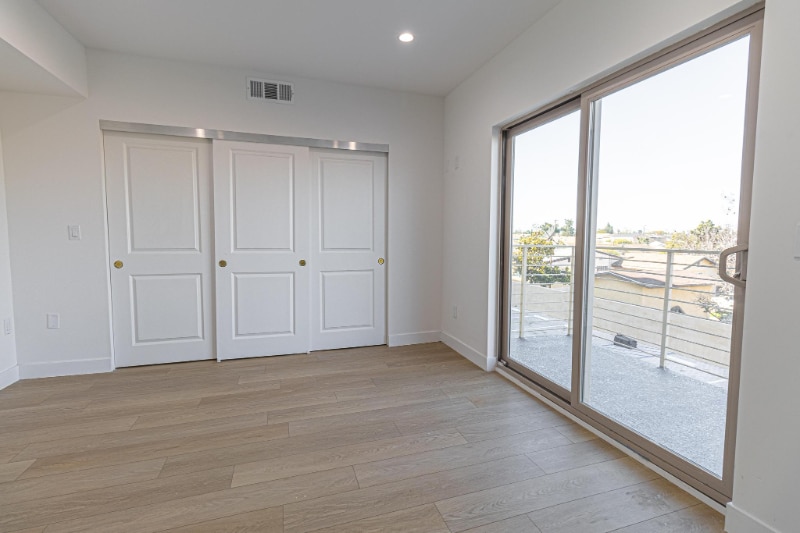 Building Photo - 3672 W Imperial Hwy