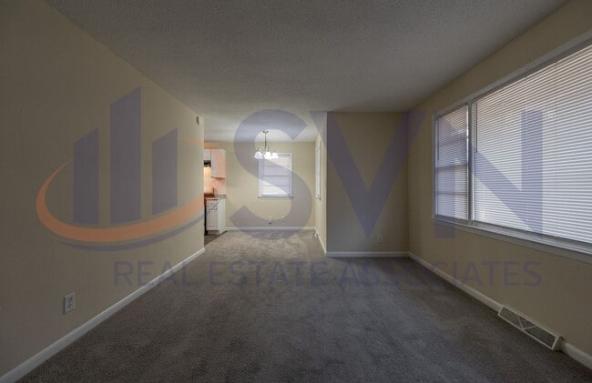 Building Photo - 3-Bedroom Home with Modern Touches