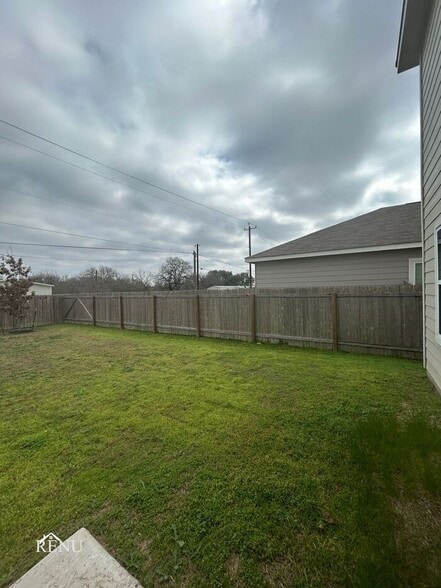 Building Photo - 5135 Firefly Hls