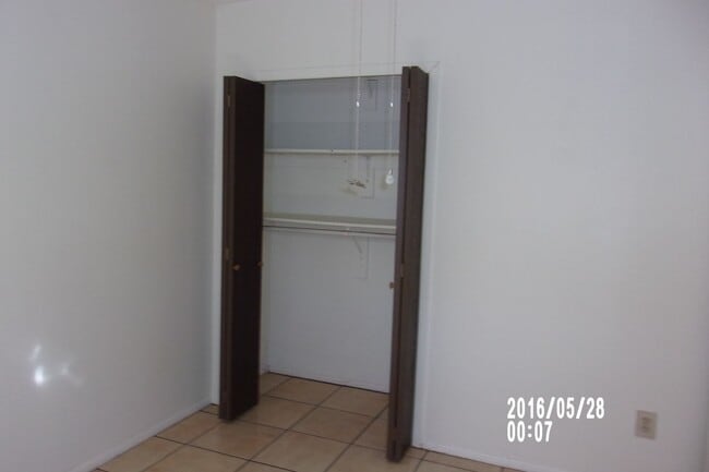 Building Photo - 1330 Plaza Merito