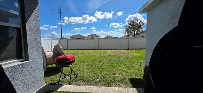 Building Photo - 299 Bottle Brush Dr