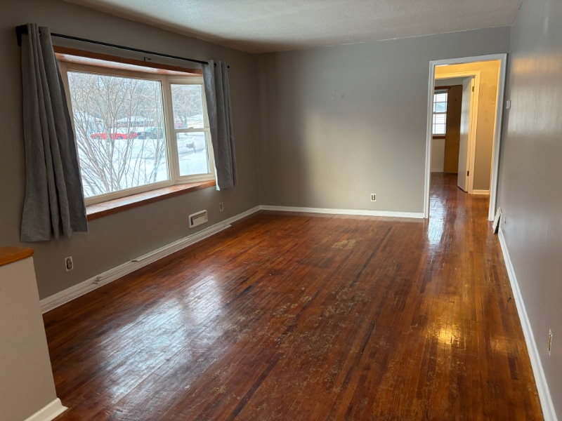 Building Photo - 8471 Hilo Ln S