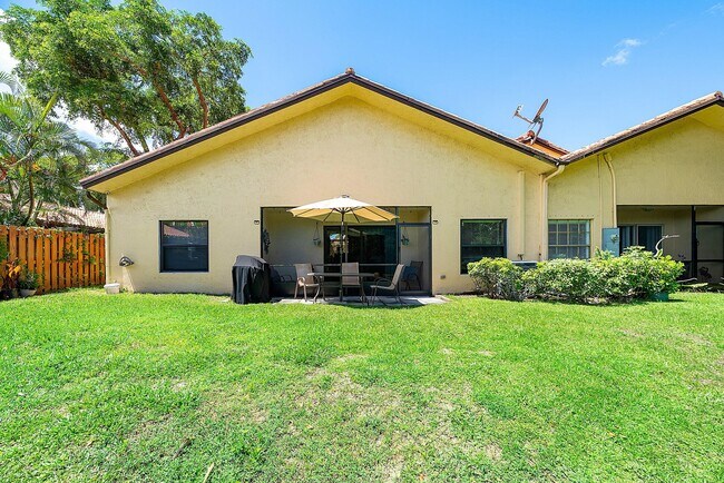 Building Photo - 13676 Cortez Dr
