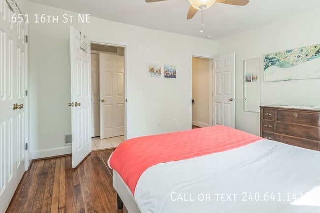 Building Photo - 651 16th St NE