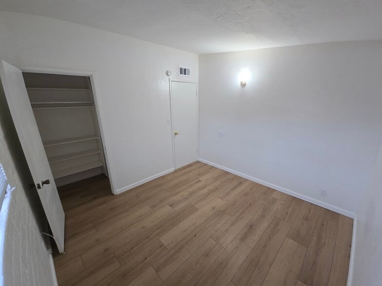 Bedroom 2 - 2545 N Flanwill Blvd