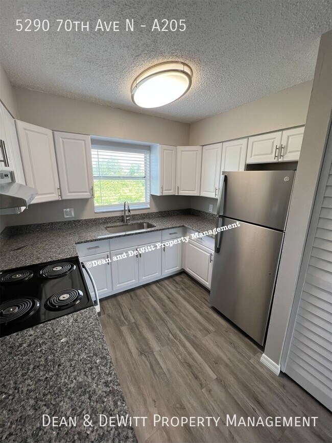 Building Photo - Pinellas Park | 2/1 Apt For Rent