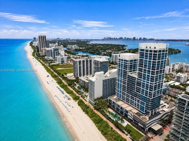 Building Photo - 6801 Collins Ave