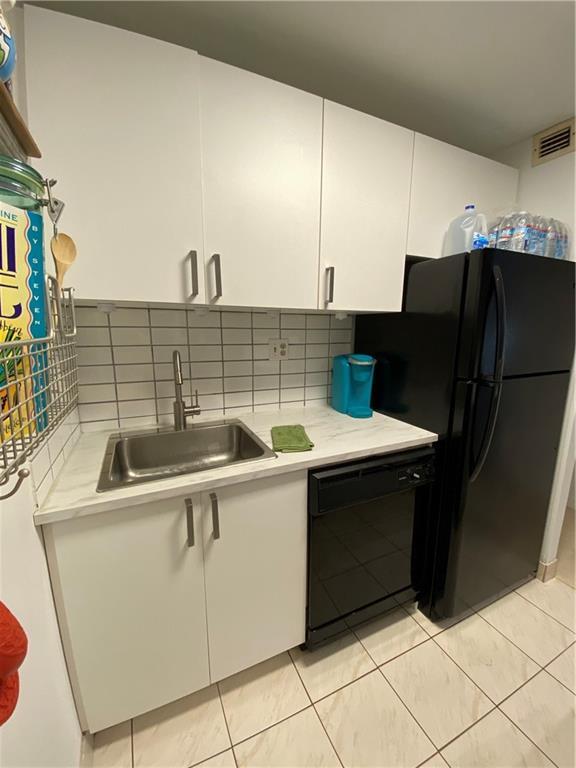 Building Photo - 5821 Washington St