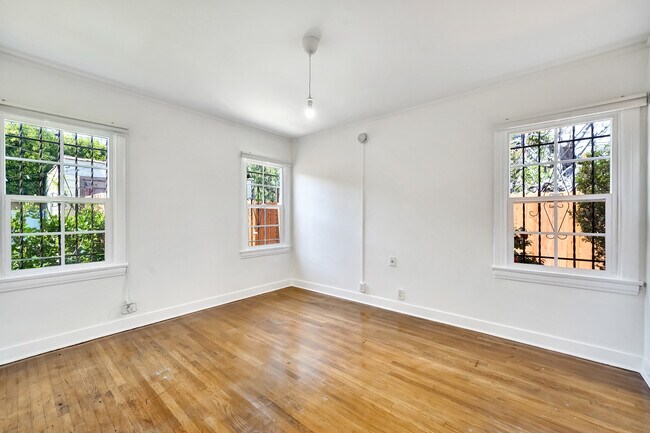 Bedroom 2 - 815 N Curson Ave