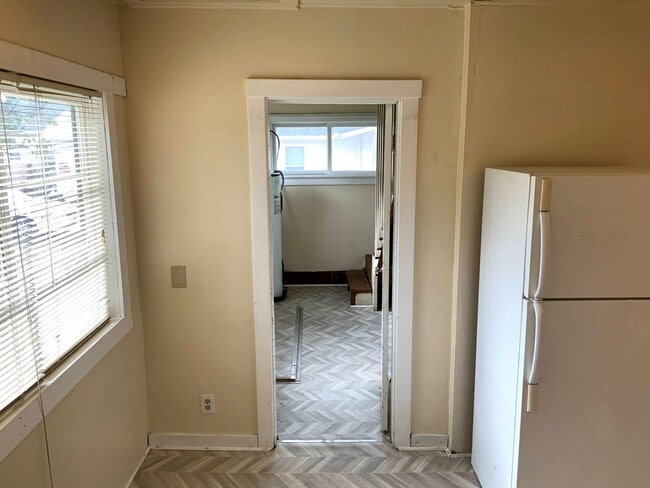 Building Photo - 3 Bedroom in Whiteaker Neighborhood