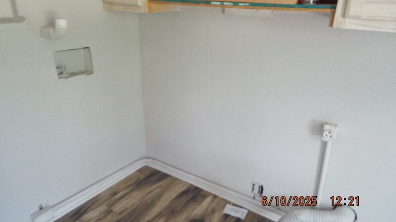 Building Photo - 1427 Schley Ave