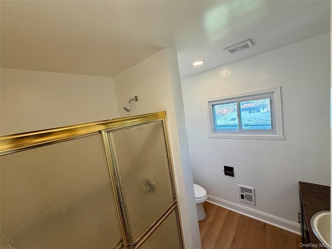 Building Photo - 116 Alexander Ave