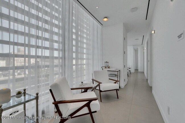 Building Photo - 1101 Ocean Ave N