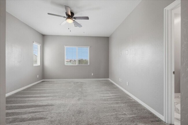 Building Photo - 6510 Silver Estates St