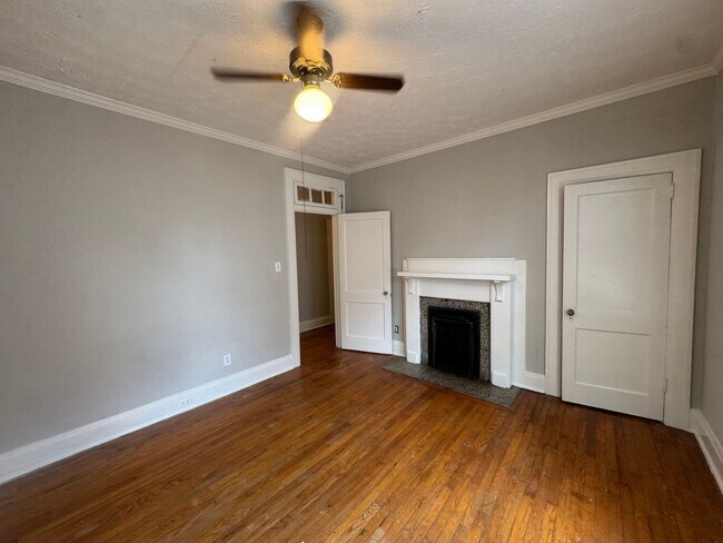 Building Photo - Four Bedrooms in The Garden District