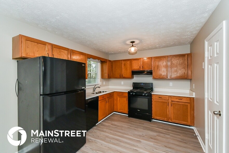 Building Photo - 780 Silverthorne Cir