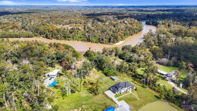 Building Photo - 9825 Fawn Vw Dr