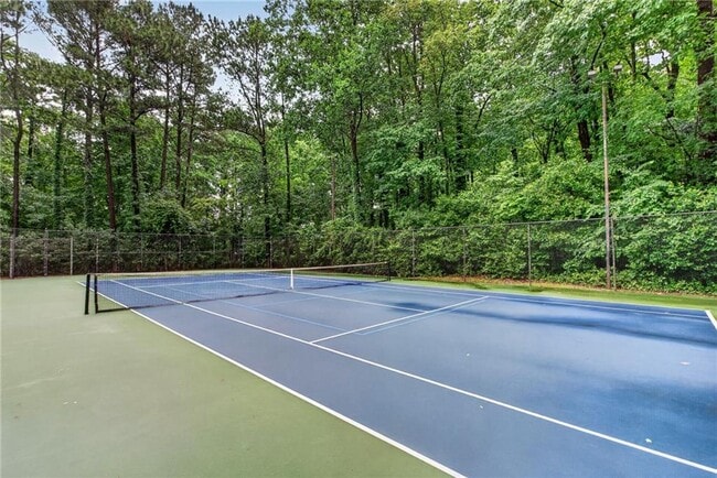 Building Photo - 3140 7 Pines Ct