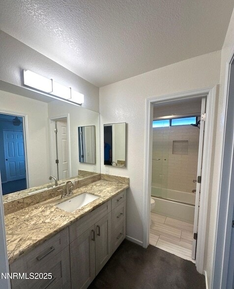 Building Photo - 5256 Santa Lupe Ave