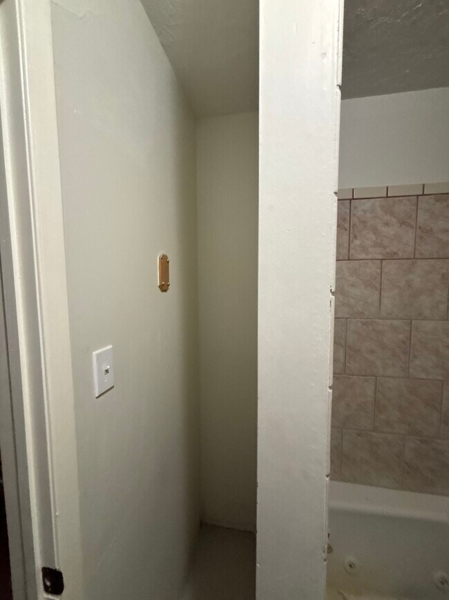 Building Photo - 4901 Timber Ln