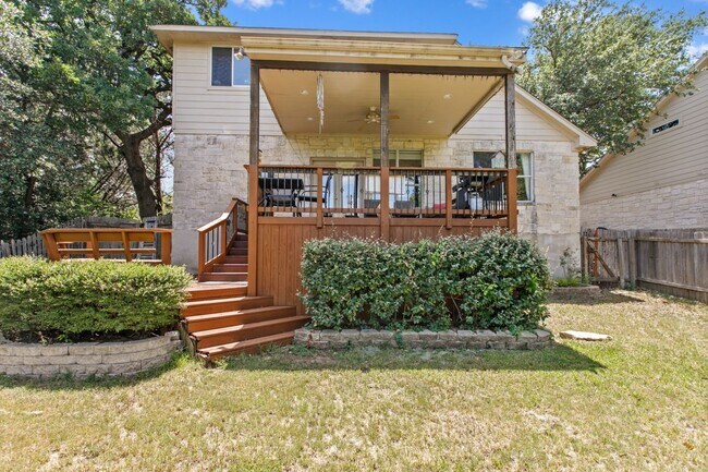 Building Photo - 5950 Mesa Verde Cir