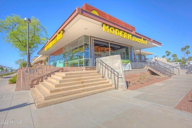 Building Photo - 7117 E Rancho Vista Dr