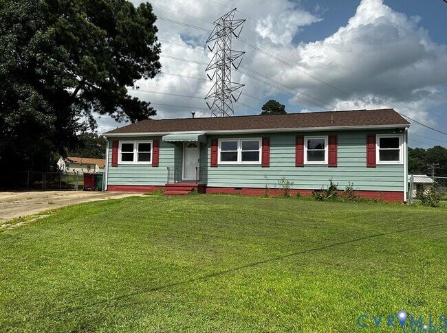 Primary Photo - 433 Blackwater Dr