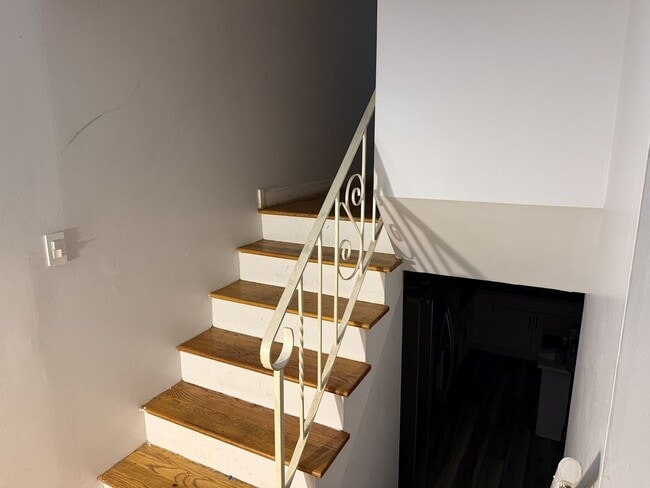 Building Photo - 11540 S Racine Ave