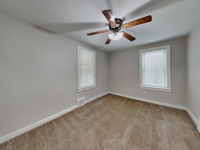 Building Photo - 3113 Offutt Rd