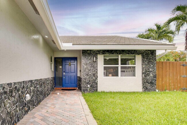 Building Photo - 7515 Silver Woods Ct