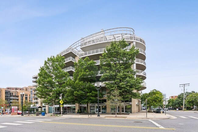 Building Photo - 3409 Wilson Blvd