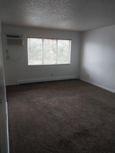 Building Photo - 595 Wagner Dr