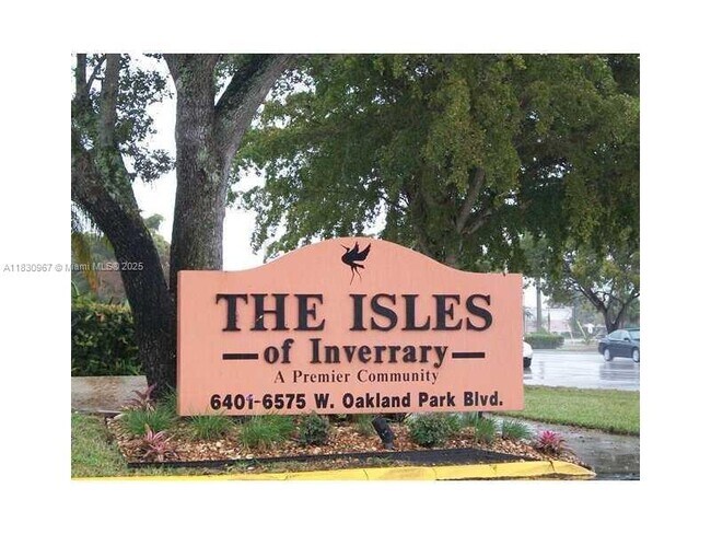 Building Photo - 6575 W Oakland Park Blvd