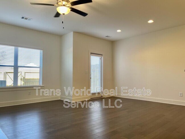 Building Photo - 23 S Auburn Lndg Pl