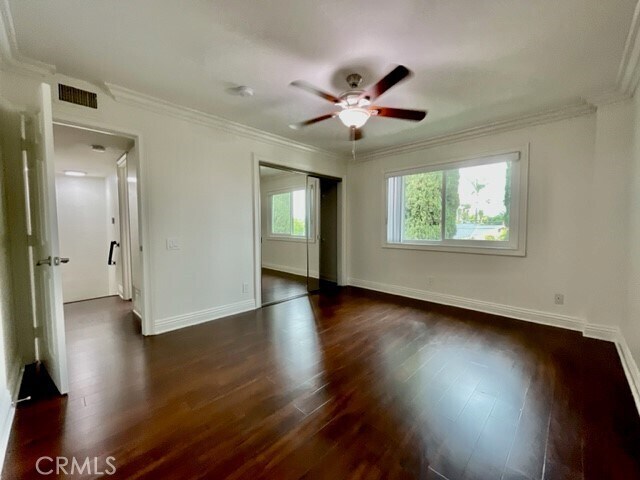 Building Photo - 2558 Orange Ave