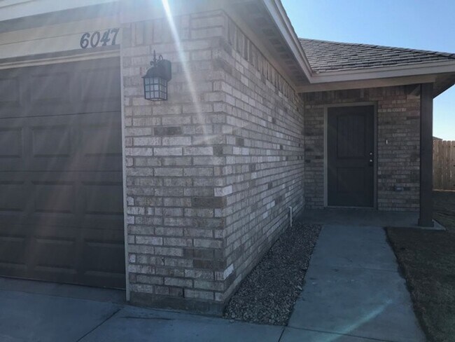 Building Photo - 6047 Jennings Dr