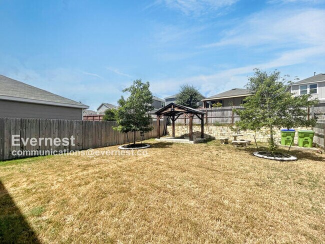 Building Photo - 11951 Sitio Plains