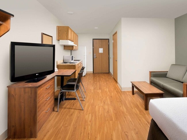 Building Photo - Furnished Studio-Las Cruces
