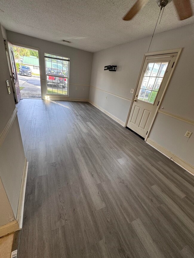 Building Photo - 1432 SC-544