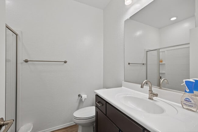 Building Photo - 2629 S Equestrian Dr