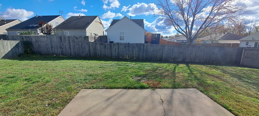 Building Photo - 1906 Terrace Pt