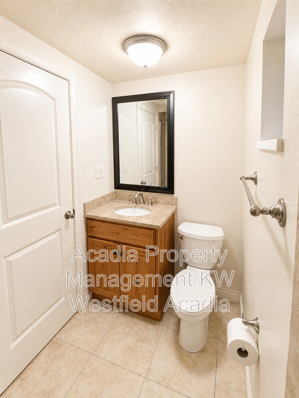 Building Photo - 315 E 600 S St