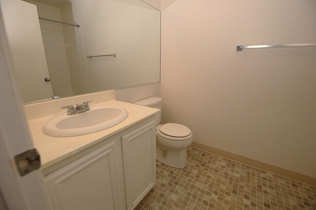 Building Photo - SUMMERLIN - LA POSADA CONDO