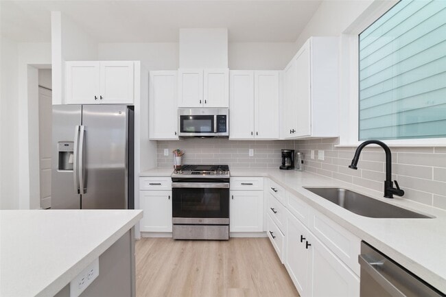 Building Photo - 3444 Bolin Rd