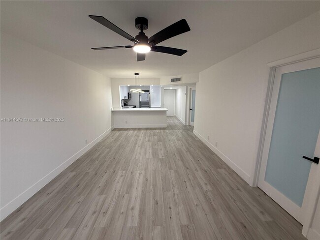 Building Photo - 7901 S Colony Cir