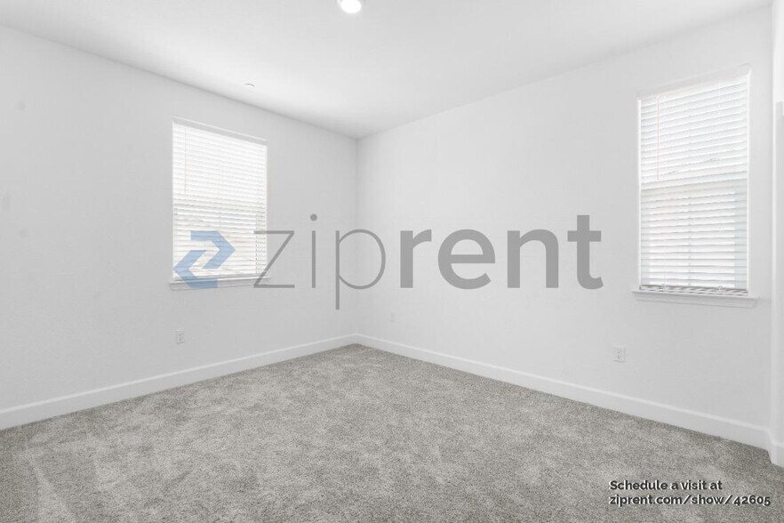 Building Photo - 6041 Meru Wy
