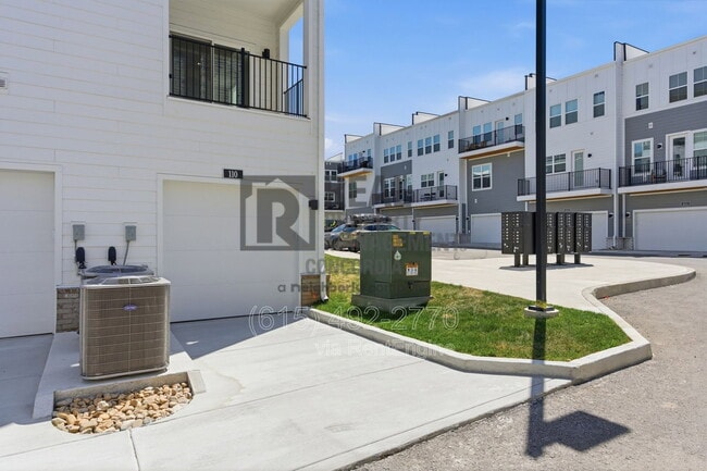 Building Photo - 110 Zola Aly